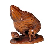 японская нэцкэ Курица и цыпленок, сер.ХХ в.