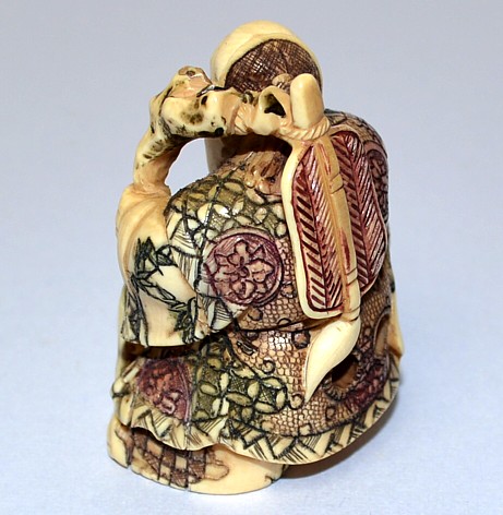 японская старинная нэцкэ из кости Дзюродзин, один из Семи Богов Счастья, 1830-50-е гг.
