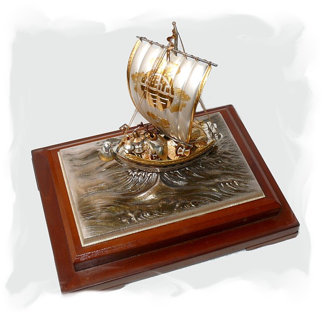 японское интерьерное украшеное из серебра Корабль Сокровищ, 1950-е гг