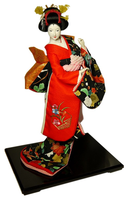 японская традиционная кукла