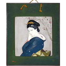 Красавица в синем кимоно, японский рельеф из керамики, 1930-е гг.