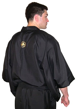 японское мужское шелковое кимоно САМУРАЙ с вышивкой и подкладкой