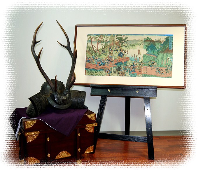 антиквариат Японии, Аояма До,  японские мечи, подставка резная в форме КАБУТО  для самурайских мечей