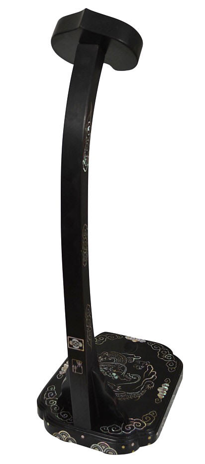 японская антикварная подставка для самурайского меча с инкрустацией перламутром, 1850-е гг.