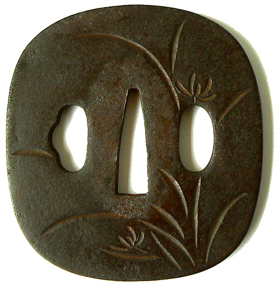 цуба с изображением ирисов, мастер Казутоши, эпоха Эдо