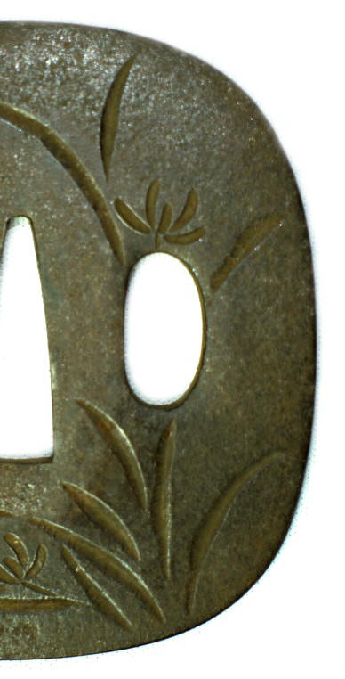 цуба с изображением ирисов, мастер Казутоши, эпоха Эдо