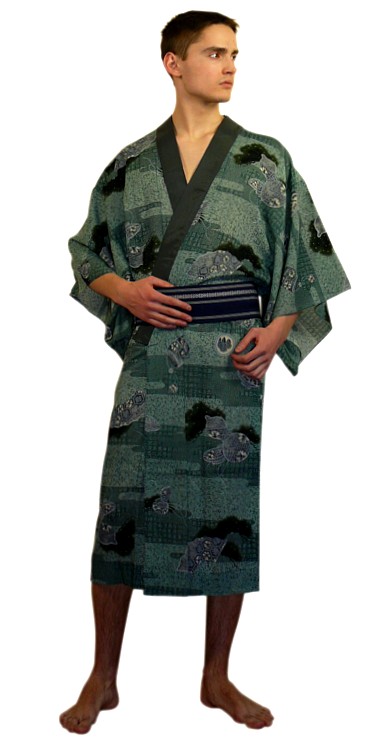 японское мужское кимоно и пояс оби