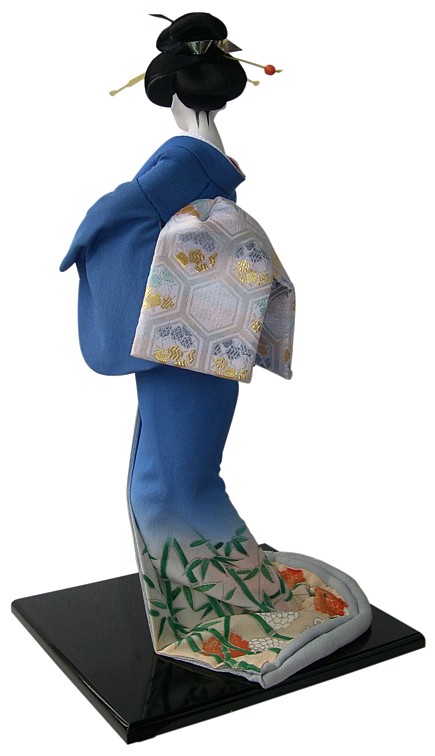 японская традиционная кукла